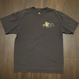 Nike Air Men's Charcoal Tee with logo Size Small